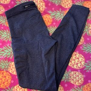 Grey lululemon legging